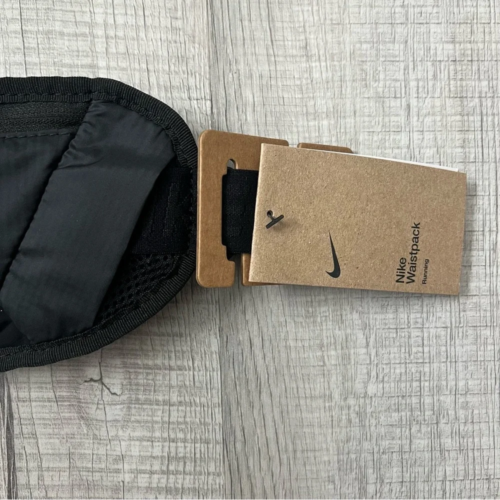 NEW NIKE Challenger Running Waist Pack